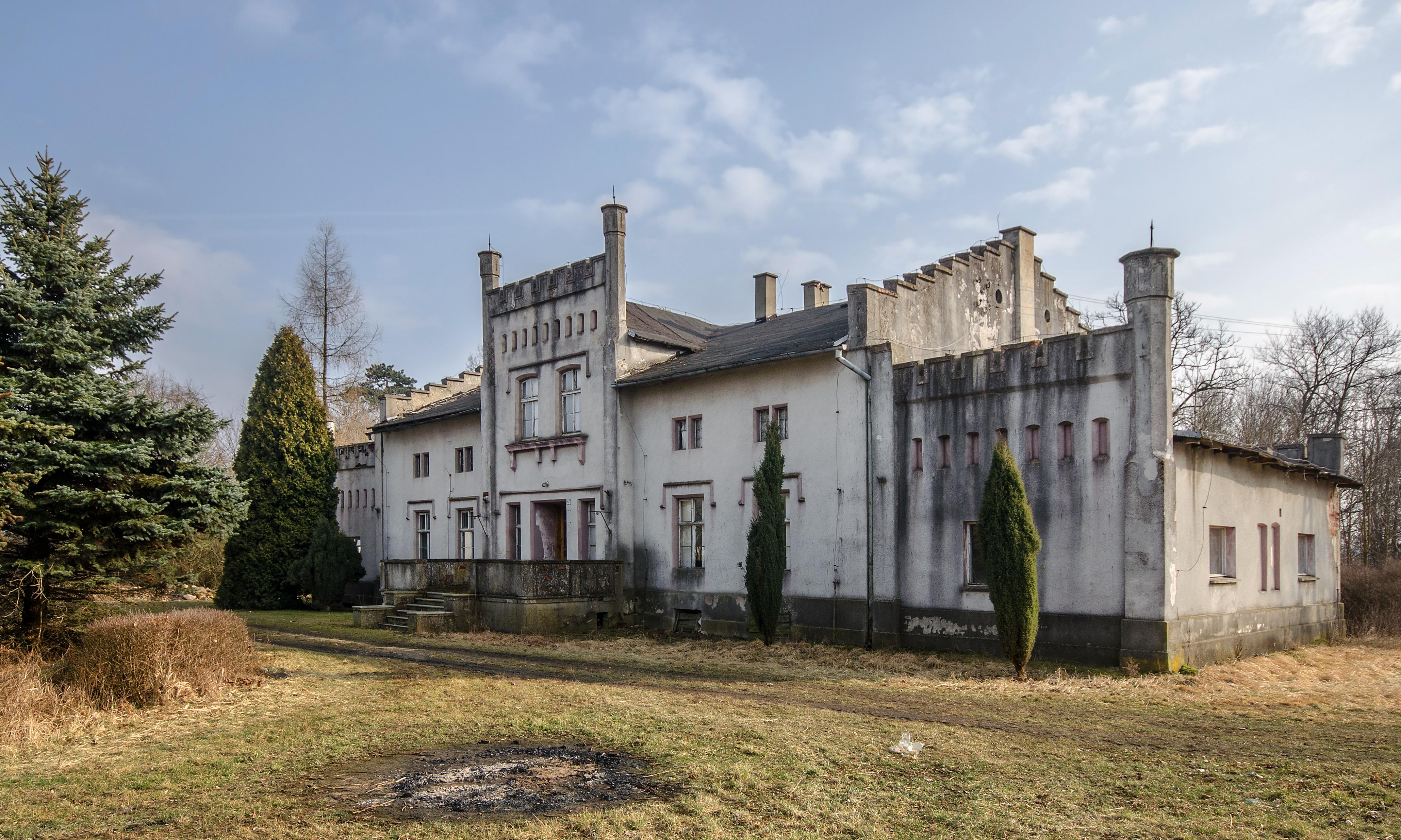 Dwór