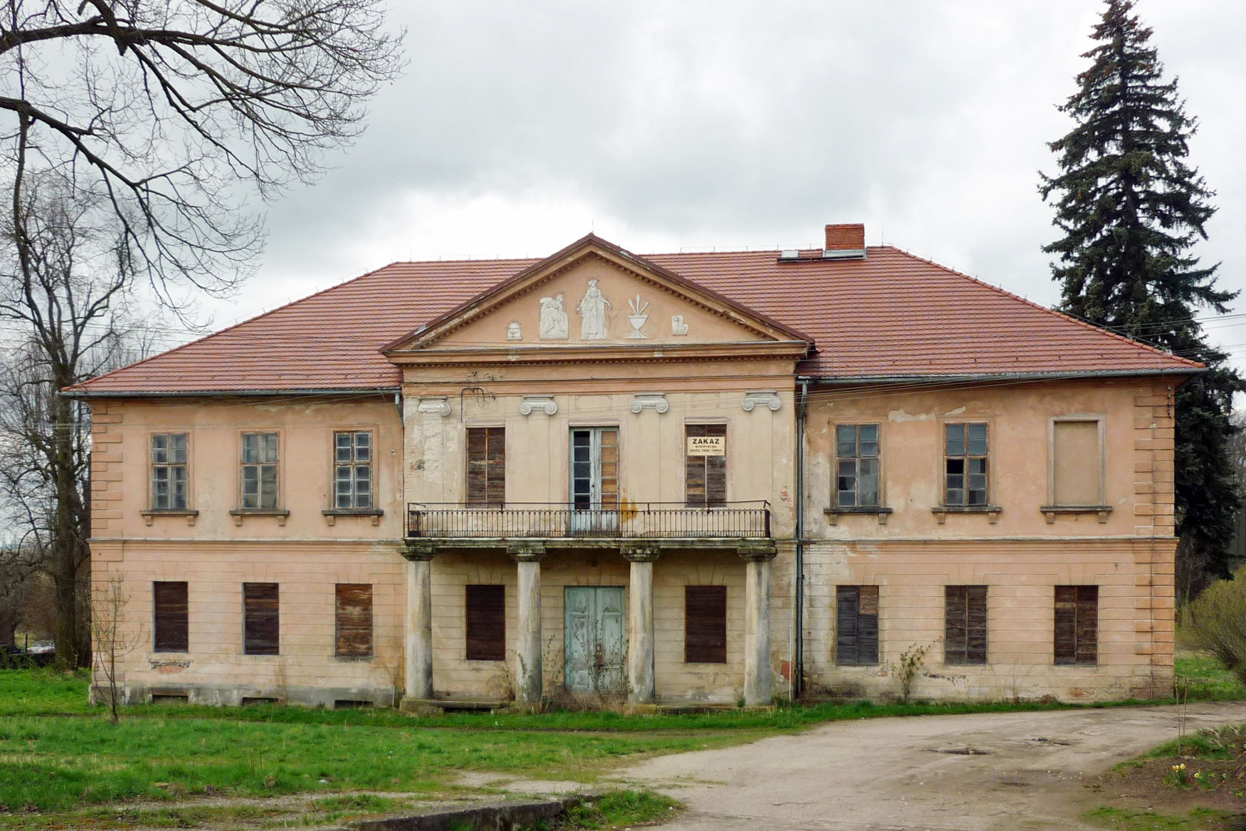 Pałac w Jałowcu